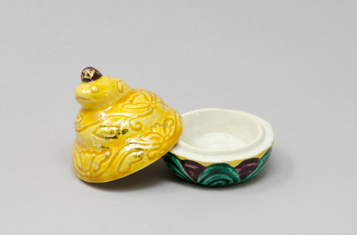 巳歳 香合 – 六兵衛窯