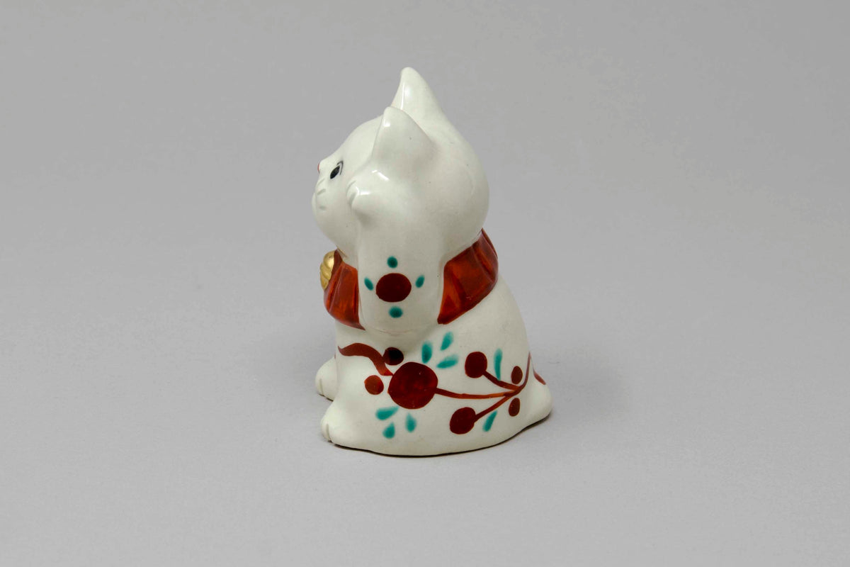 招き猫置物 赤絵 – 六兵衛窯