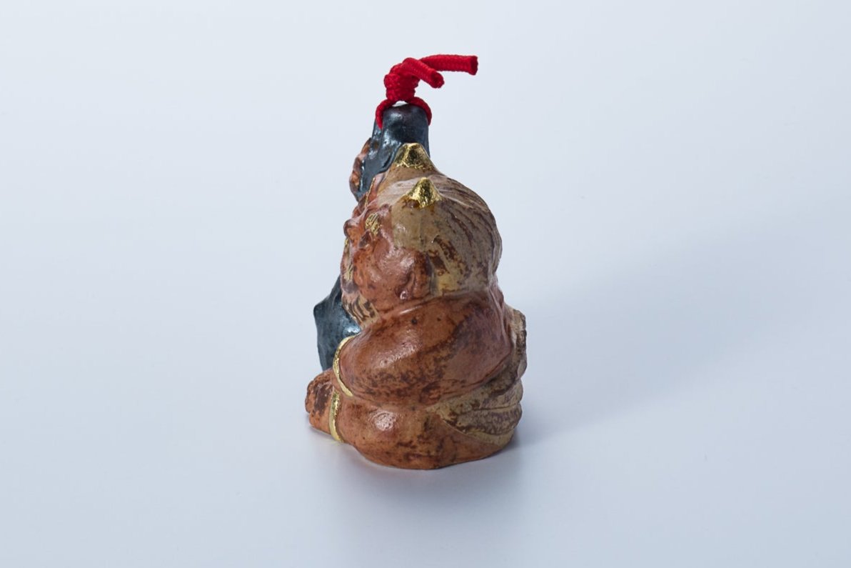 金棒　置物　工芸品 小鬼に金棒置物 – 六兵衛窯